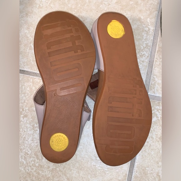 FITFLOP brand tan sandals womens flip flops size 10 - Picture 12 of 12